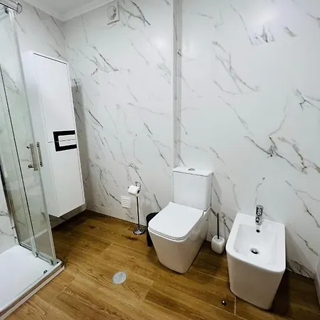 Beautiful - Family And Group Of Friends Apartment *