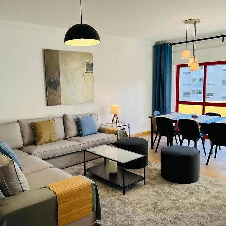 Beautiful - Family And Group Of Friends Apartment Povoa de Santa Iria